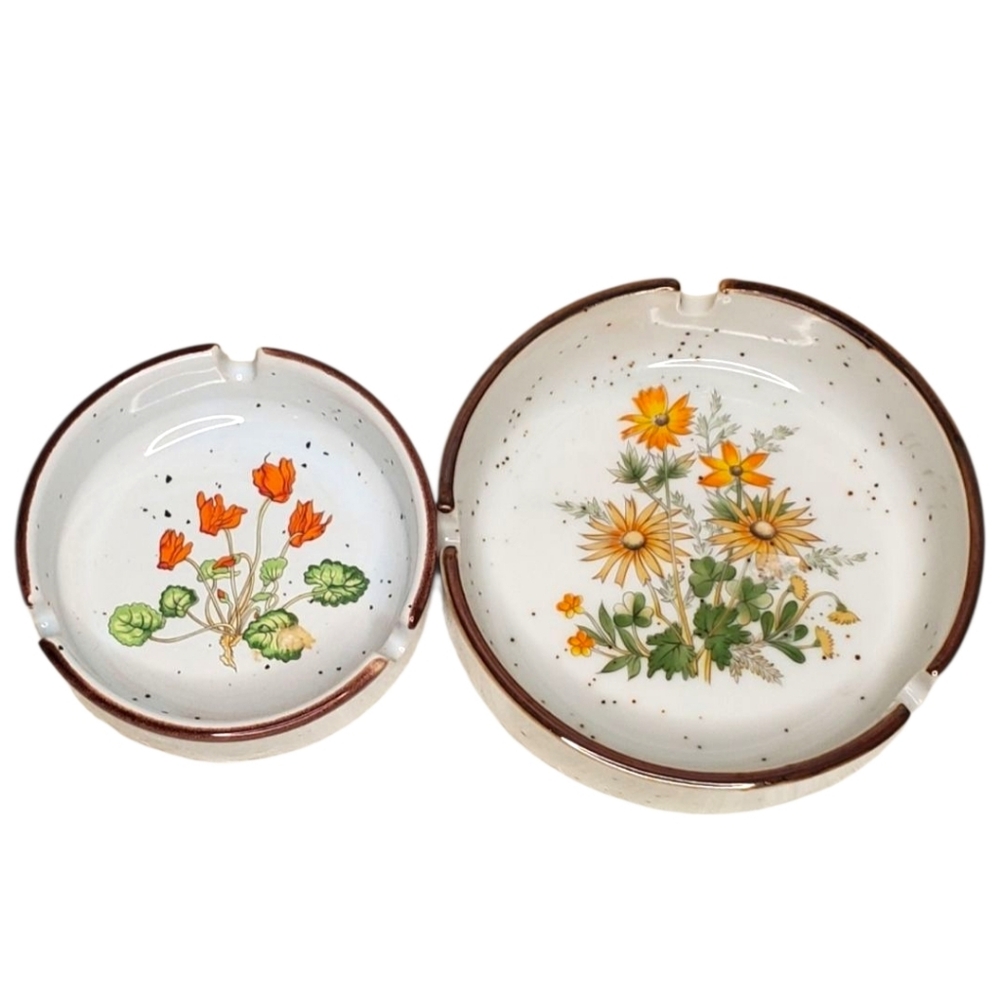 Vintage speckled stoneware ashtrays